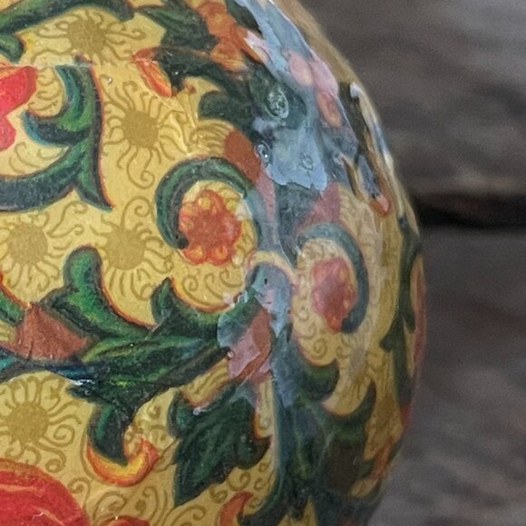 Ornate Classic Paper Mache Holiday Ornaments (set of 6) - Picture 7 of 8